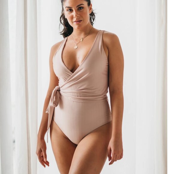 BAIIA Mallorca Reversible Wrapsuit - Picture 9 of 16